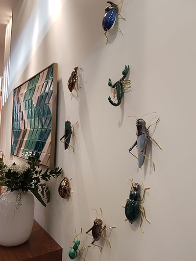 Обзор интерьерных выставок. Тренд №2 — звери, птицы, рыбы, насекомые и как их представили дизайнеры интерьеров