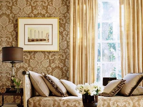 Уютная роскошь в вашей комнате: особенности гармоничного использования обоев с дамасками