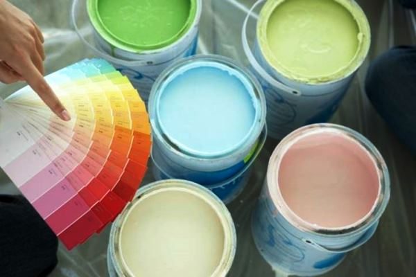 Как выбрать краску для обоев под покраску: советы экспертов и комментарии покупателей