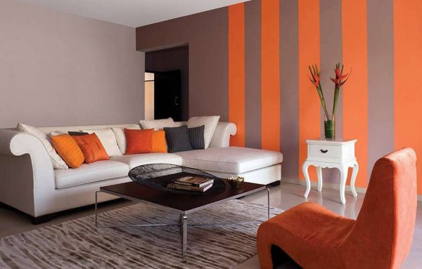 Солнечное настроение или правильный выбор оранжевых обоев для небольшой или просторной комнаты: советы по сочетанию, выбор оттенка и правила поклейки без шва